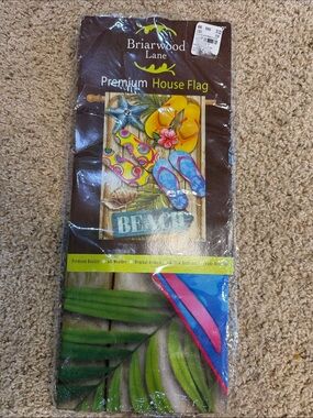 Briarwood Lane 28”x40” large, Flip Flops Beach House Flag - Multicolor, BNWT